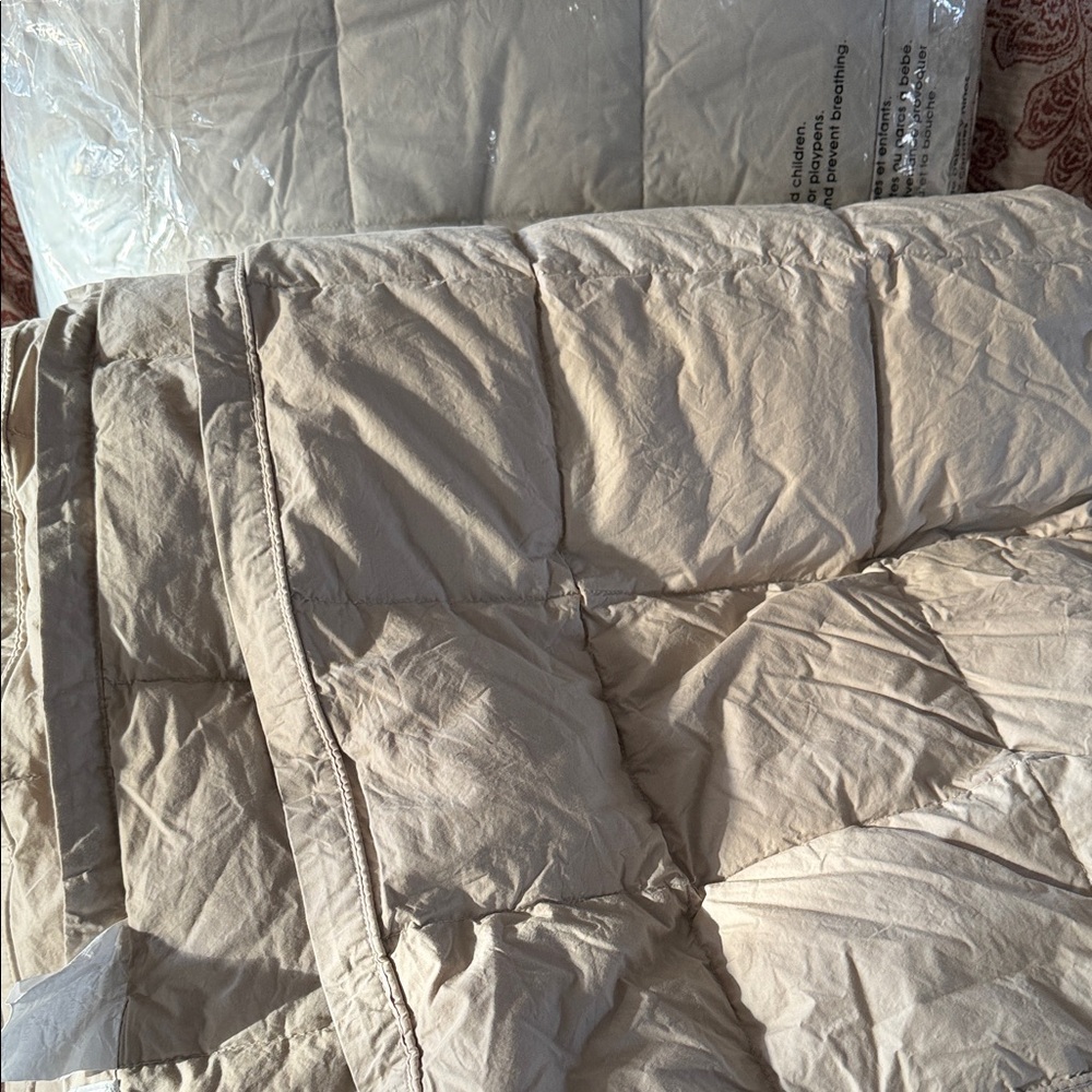 Boll & Branch down bed blanket pewter king/ cal - Picture 4 of 10